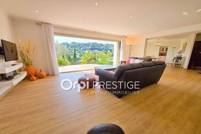/international/fr/biot-provence-alpes-cote-d-azur-310108927317/