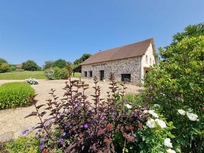 /international/fr/coussac-bonneval-limousin-310106235055/