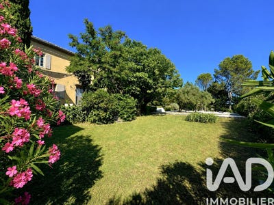 /international/fr/pont-saint-esprit-languedoc-roussillon-310108760690/