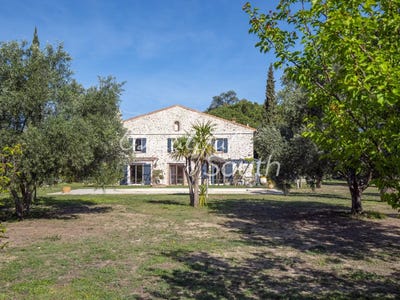/international/fr/perpignan-languedoc-roussillon-310109636957/