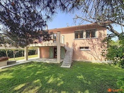/international/fr/lacourt-saint-pierre-midi-pyrenees-310107497060/