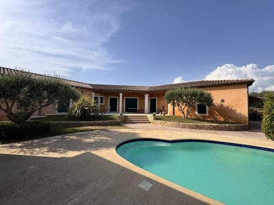 /international/fr/nizas-languedoc-roussillon-310101884643/