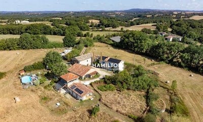 /international/fr/bournazel-cordes-sur-ciel-midi-pyrenees-310101420149/?lang=it