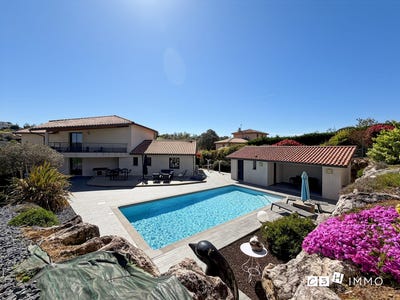 /international/fr/mauzac-midi-pyrenees-310107499718/?lang=id