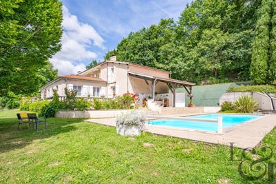 /international/fr/pinel-hauterive-aquitaine-310108973204/