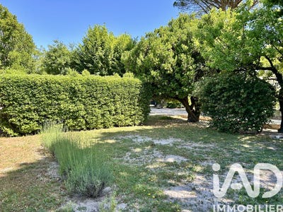 /international/fr/velleron-provence-alpes-cote-d-azur-310109042909/