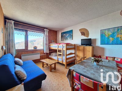 /international/fr/besse-et-saint-anastaise-auvergne-310102367714/