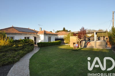 /international/fr/merignac-charente-310108558038/