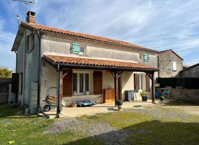 /international/fr/villefagnan-charente-310107672803/