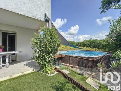 /international/fr/pierrevert-provence-alpes-cote-d-azur-310100004329/