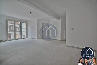 /international/fr/38-rue-d-angiviller-rambouillet-ile-de-france-120086322834/
