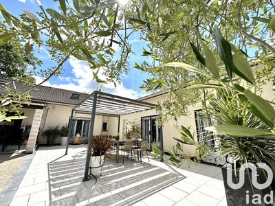 /international/fr/domont-ile-de-france-310100698895/?lang=zh-tw
