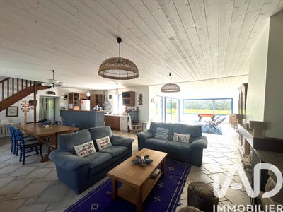 /international/fr/plonevez-porzay-brittany-310107756074/