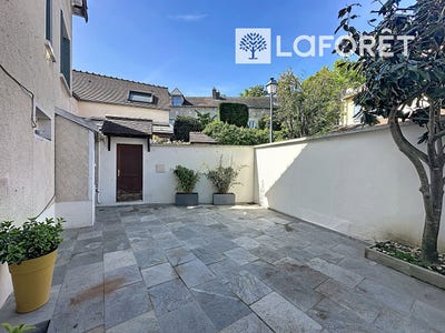 /international/fr/saint-nom-la-breteche-ile-de-france-310107600778/