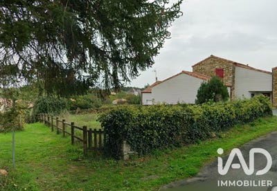 /international/fr/bazoges-en-pareds-pays-de-la-loire-310109172215/