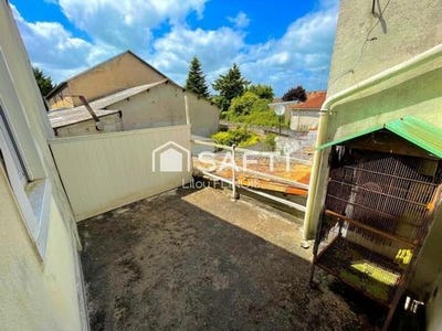 /international/fr/parthenay-charente-310108565965/