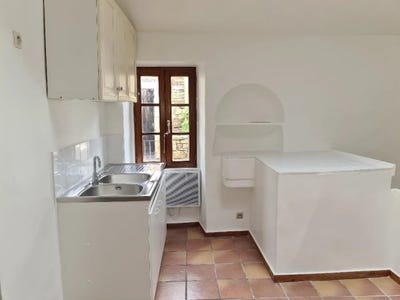 /international/fr/saint-jean-de-la-blaquiere-languedoc-roussillon-310108487058/