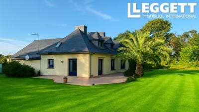 /international/fr/chatelaudren-plouagat-brittany-120092109294/