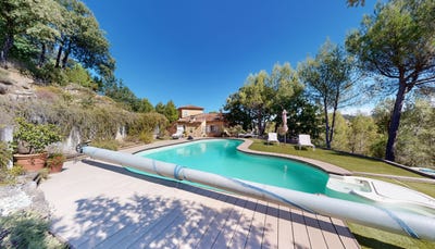 /international/fr/la-digne-d-amont-languedoc-roussillon-310110424343/