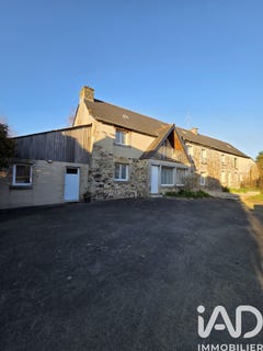/international/fr/caulnes-brittany-310106685443/