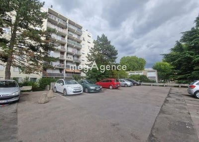 /international/fr/vaulx-en-velin-rhone-310101389027/?lang=zh-tw