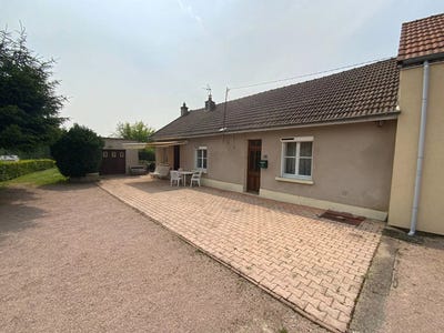 /international/fr/montchanin-burgundy-310100182988/
