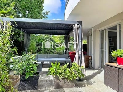 /international/fr/orleans-centre-val-de-loire-310109023201/