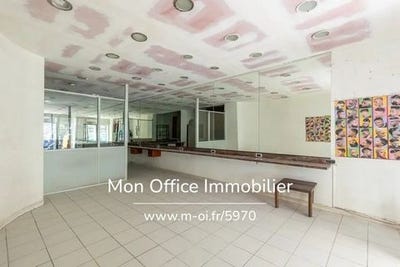 /international/fr/81-rue-de-la-palud-marseille-6e-arrondissement-provence-alpes-cote-d-azur-310107496601/