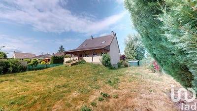 /international/fr/les-chapelles-bourbon-ile-de-france-310099947871/