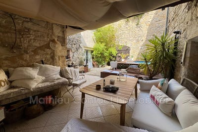 /international/fr/milhaud-languedoc-roussillon-310100859678/