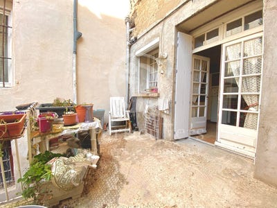/international/fr/romans-sur-isere-rhone-120090878446/