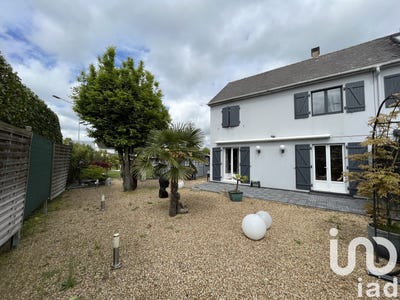 /international/fr/la-fleche-pays-de-la-loire-310100106998/