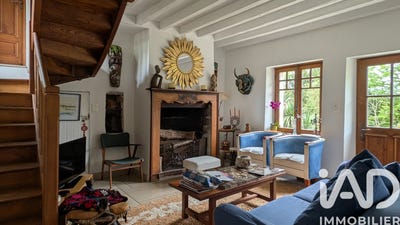 /international/fr/la-ferte-milon-picardie-310108481779/