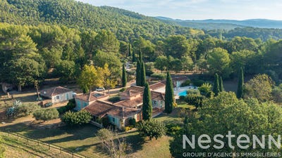 /international/fr/salernes-provence-alpes-cote-d-azur-310107774618/