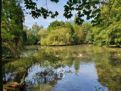 /international/fr/beauvais-picardie-310106541351/