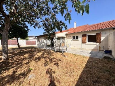 /international/fr/cholet-pays-de-la-loire-310108995512/