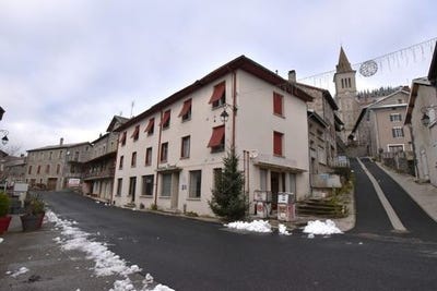 /international/fr/rochepaule-rhone-310101378757/?lang=en