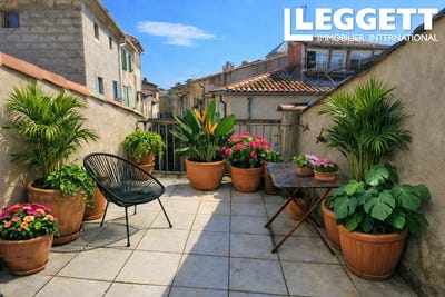 /international/fr/pezenas-languedoc-roussillon-310108429156/
