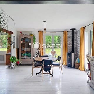 /international/fr/saint-lyphard-pays-de-la-loire-310099285381/