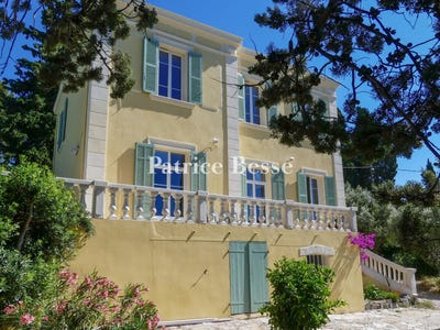 /international/fr/la-seyne-sur-mer-provence-alpes-cote-d-azur-310108406944/