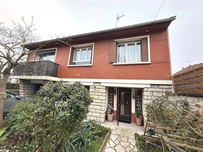 /international/fr/stains-ile-de-france-310108460268/