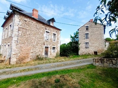 /international/fr/chateldon-auvergne-310107921283/