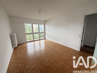 /international/fr/saint-julien-en-genevois-rhone-310108834548/