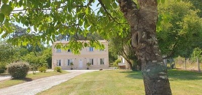 /international/fr/montlieu-la-garde-charente-310107496933/