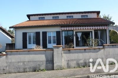 /international/fr/sainte-eulalie-rhone-310106991686/