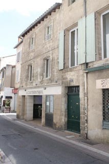 /international/fr/avignon-provence-alpes-cote-d-azur-310108954328/