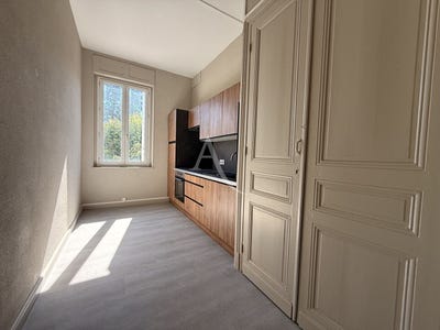 /international/fr/carcassonne-languedoc-roussillon-310108261605/