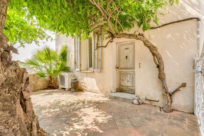 /international/fr/esparron-provence-alpes-cote-d-azur-310100387574/?lang=zh-cn