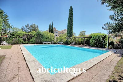 /international/fr/8bis-rue-de-la-molle-aix-en-provence-provence-alpes-cote-d-azur-310101080616/?lang=zh-cn