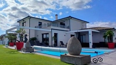 /international/fr/lezignan-corbieres-languedoc-roussillon-310110265508/